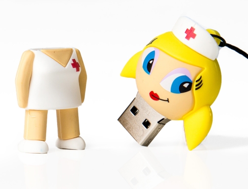 Memoria usb Tech on tech enfermera kitty 32 gb TEC5038B-32, imagen 3 mini