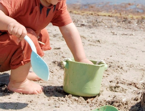 Cubo de playa Vikingtoys ecoline ecologico y reciclable capacidad 1,5 litros 20-2001, imagen 3 mini