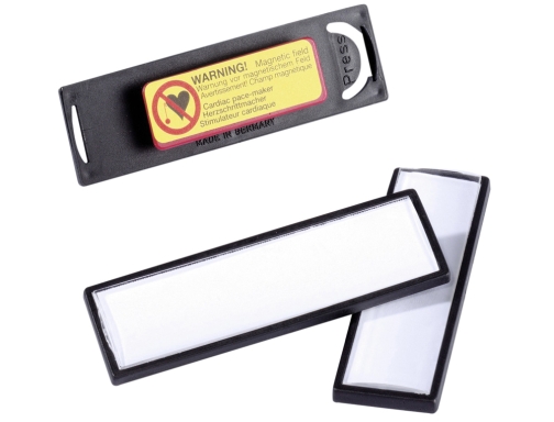 Identificador portanombre Durable pvc antiaraazos con iman y efecto lupa color negro 813201, imagen 2 mini